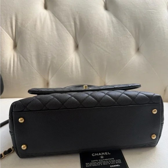 Coco CHANEL Black Caviar Top handle with Gold Accents - Picture 5 of 11